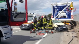 Incidente  Ilaria Geremicca su SS106 a Crotone (4)