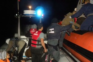 Sbarco migranti a Capo Colonna (5)