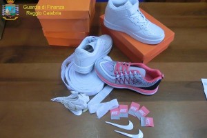 Scarpe Nike contraffatte