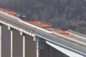Viadotto Italia A3 crollato
