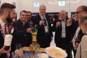 Inaugurazione spazio vini calabria ad Expo