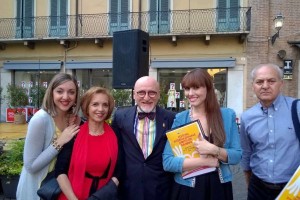 Stand Calabria Diritti a Colori 2015 a Mantova (6)