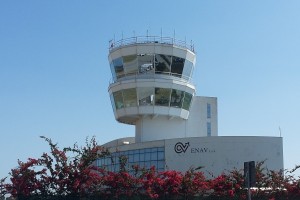Torre controllo aeroporto Crotone