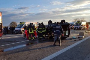 Incidente SS106 a Villapiana (Foto Basta Vittime)