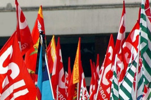 sindacati-bandiere