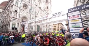 il-cirotano-antonio-ferraro-alla-firenze-marathon-2016