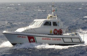 guardia-costiera-esercitazione-antinquinamento-nel-mare-di-corigliano-calabro6