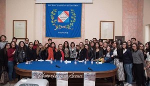 Giornata dedicata al fenomeno del bullismo al Liceo Pitagora di Crotone1