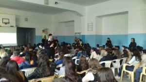 Un giorno a scuola con i Carabinieri di Roccella Jonica2