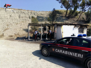 Incendiato un noto ristorante di Roccella Jonica, arrestato dai Carabinieri un 19enne ucraino1
