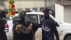 Istigava gli ospiti del Centro Sprar di Crotone a partecipare all’ISIS, Arrestato presunto Terrorista