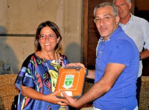 Nicola Campoli omaggia la comunità di Cariati di un defibrillatore (2)