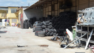 La Polizia Divisione Amministrativa di Crotone sequestra area commerciale e denunciano proprietario