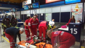 Scoppio simulato di un ordigno all'interno dell'area Check-in dell'Aeroporto di Lamezia Terme (11)