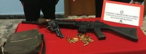 Colpi di Kalashnikov a scopo intimidatorio contro un area di servizio a Trepidò, arrestato 23enne