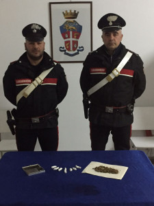 Droga nel divano di casa, arrestato dai Carabinieri