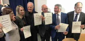 Il Presidente Oliverio ha premiato a Milano sei Ambasciatori della Calabria nel mondo