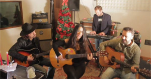 La band crotonese, gli Stil Novo duettano con Leda Battisti la canzone Natale è qui