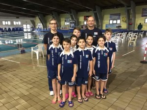 Otto piccoli NuotatoriKrotonesi al Trofeo Regionale per squadre Esordienti Indoor a Vibo Valentia