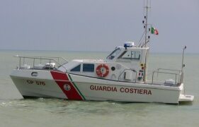 Colpito da malore su barca a vela, soccorso a largo di Isola Capo Rizzuto