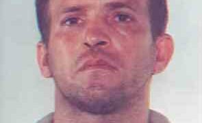 Rubava PlayStation in un condominio, arrestato pregiudicato