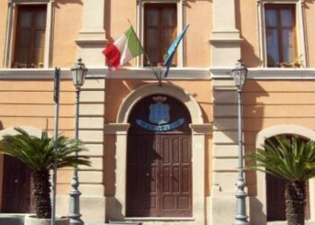 Giunta Rossano, si dimette Capalbo