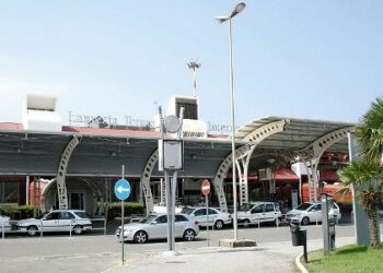 Turismo, navetta per l’aeroporto di Lamezia dal primo luglio