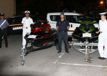 Sequestrati due acquascooter, incastrati dai video