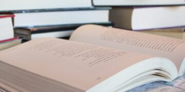 De Masi, la Regione batti un colpo sulla mancata erogazione delle borse di studio