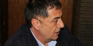 Cambiare e crescere realmente, cittadini di nuovo al centro della politica