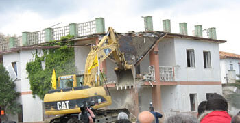 Legalità, proseguono demolizioni a Zolfara