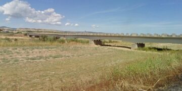 Allarme crollo ponte sul fiume Neto, Amoruso in prima fila