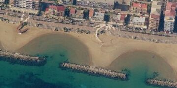 Piove sul bagnato della crisi, le spiagge di Crotone quasi deserte