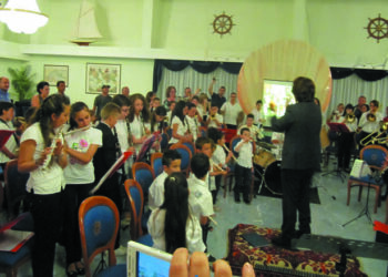 Crucoli, dalle scuole una vera e propria orchestra musicale