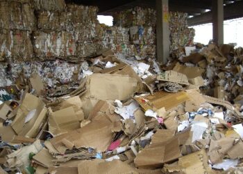 Kit per la raccolta differenziata a Rossano