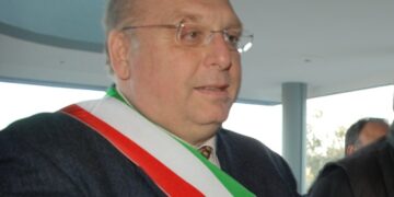 Ordinanza sulle banacarelle in via Roma, dichiarazione del sindaco Siciliani