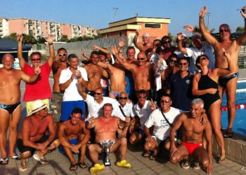 Lacinia Nuoto trionfa alle Finali Regionali Master a Crotone