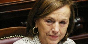 Mozione sfiducia Fornero, il PD dovrebbe votarla