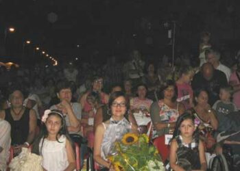 L’Aism sul lungomare con la sua musica sotto le stelle