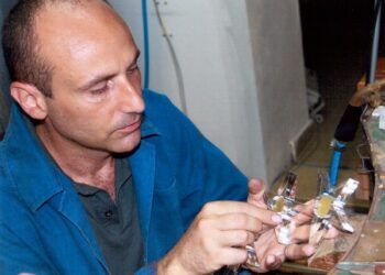 Premio Filottete, l’orafo Ferrari realizza il premio per la miglior fiction