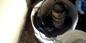 Trasportava ordigno esplosivo nell’auto, arrestato