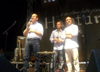 ‘Rossi di notte’, serata dedicata al vino e alla musica