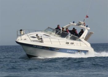 Denunciati due crotonesi mentre pescavano una specie protetta