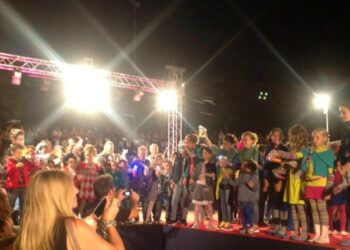 Baby modelli sul lungomare di Crotone