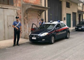 Spara contro cognato e sorella, fermato muratore 25enne