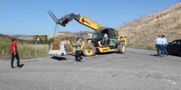 Riapre la strada per Scandale in localita’ Giammiglione