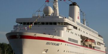 Crociera tedesca a Crotone, 500 passeggeri visiteranno territorio