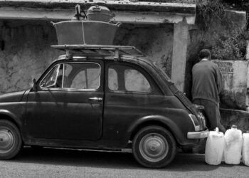 Mostra fotografica ‘Calabritudine’ a Crotone