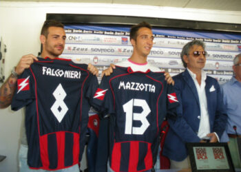 Crotone calcio, presentati gli ultimi arrivi in casa rossoblù