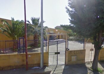 A scuola mancano i soldi per pagare la bolletta telefonica